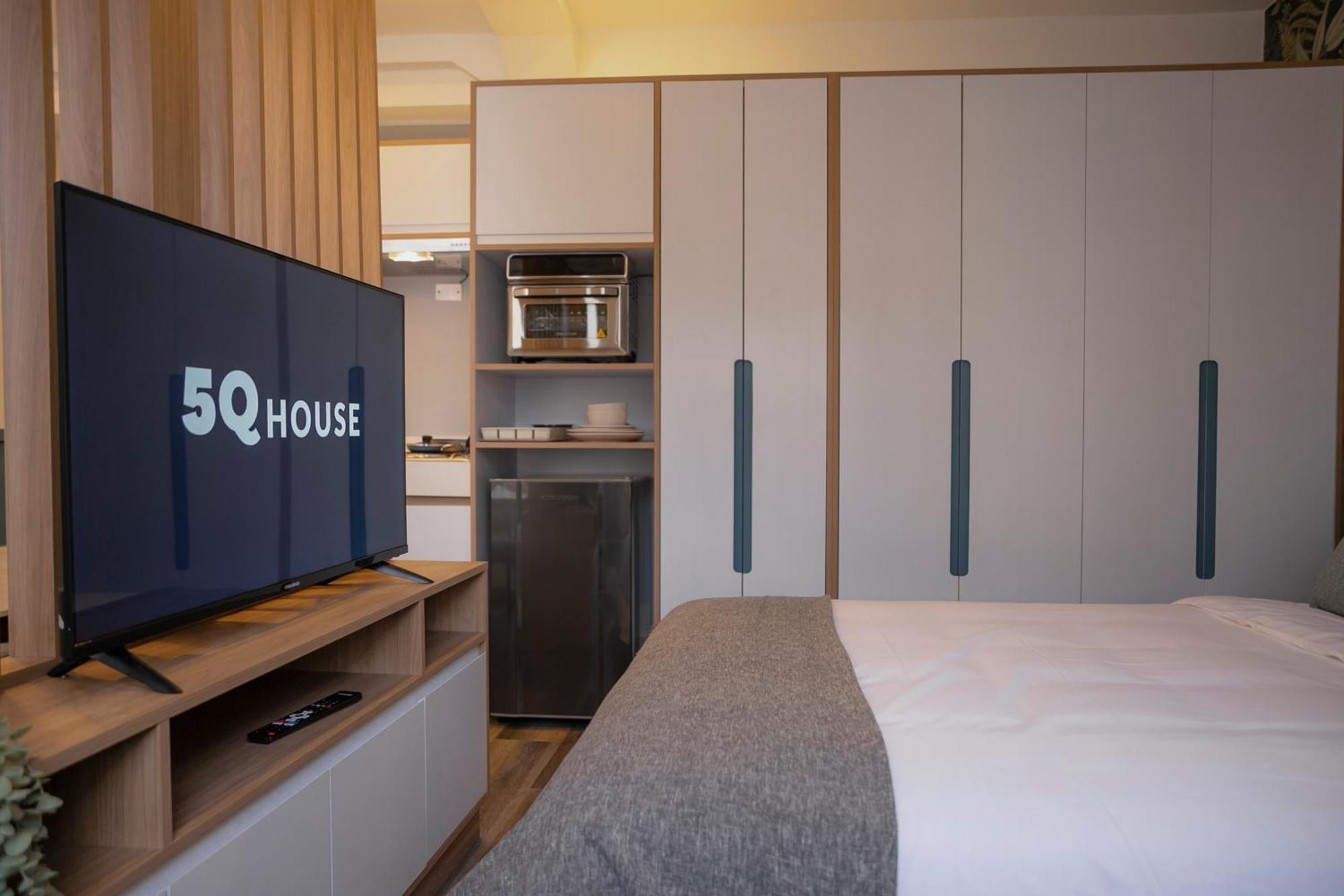Couette-café 5q House Quinta Camacho 4*